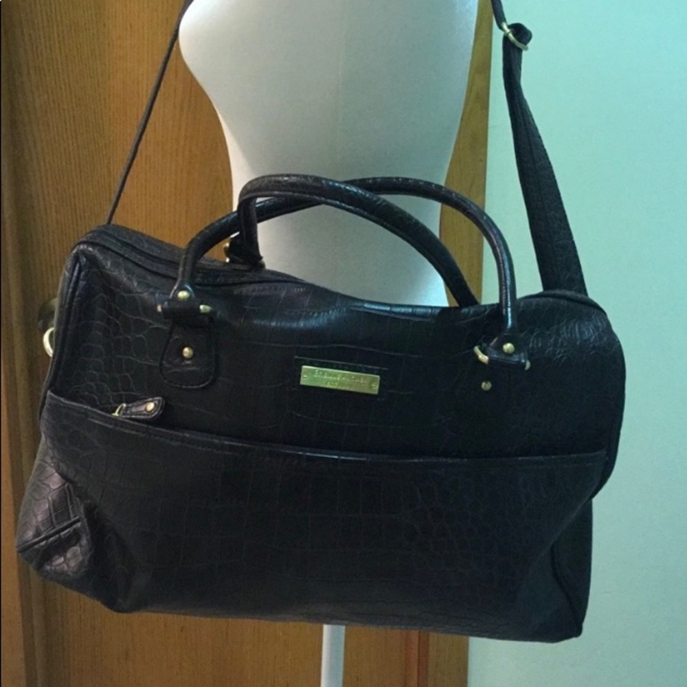 Weekender travel bag